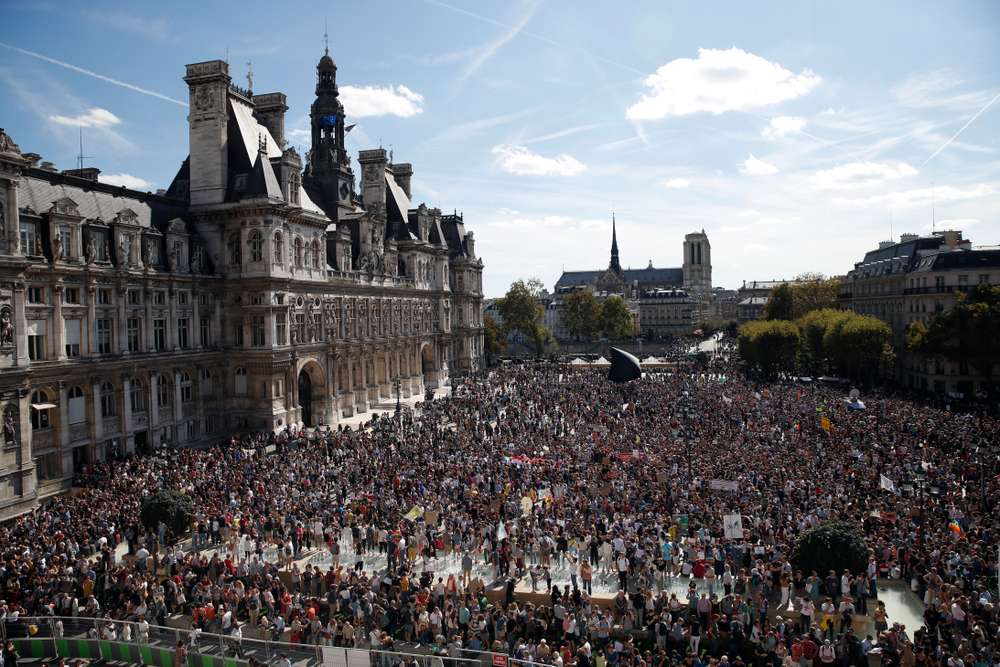 Bangkok, San Francisco, Paris… Des milliers de personnes se mobilisent pour le climat