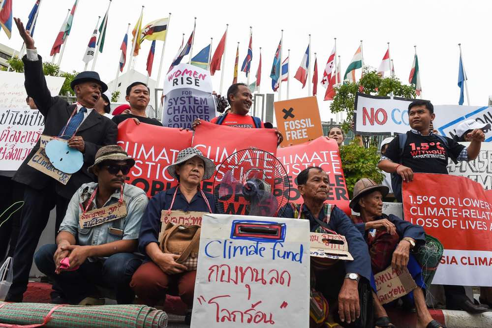 Bangkok, San Francisco, Paris… Des milliers de personnes se mobilisent pour le climat