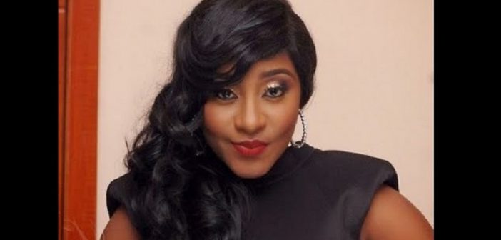 Ini Edo : « Les hommes d’aujourd’hui sont avec les femmes à cause de l’argent »