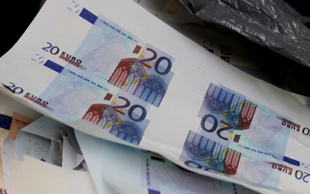 2 Turcs arrêtés avec près de 50 millions FCFA en faux billets de dollars et euros