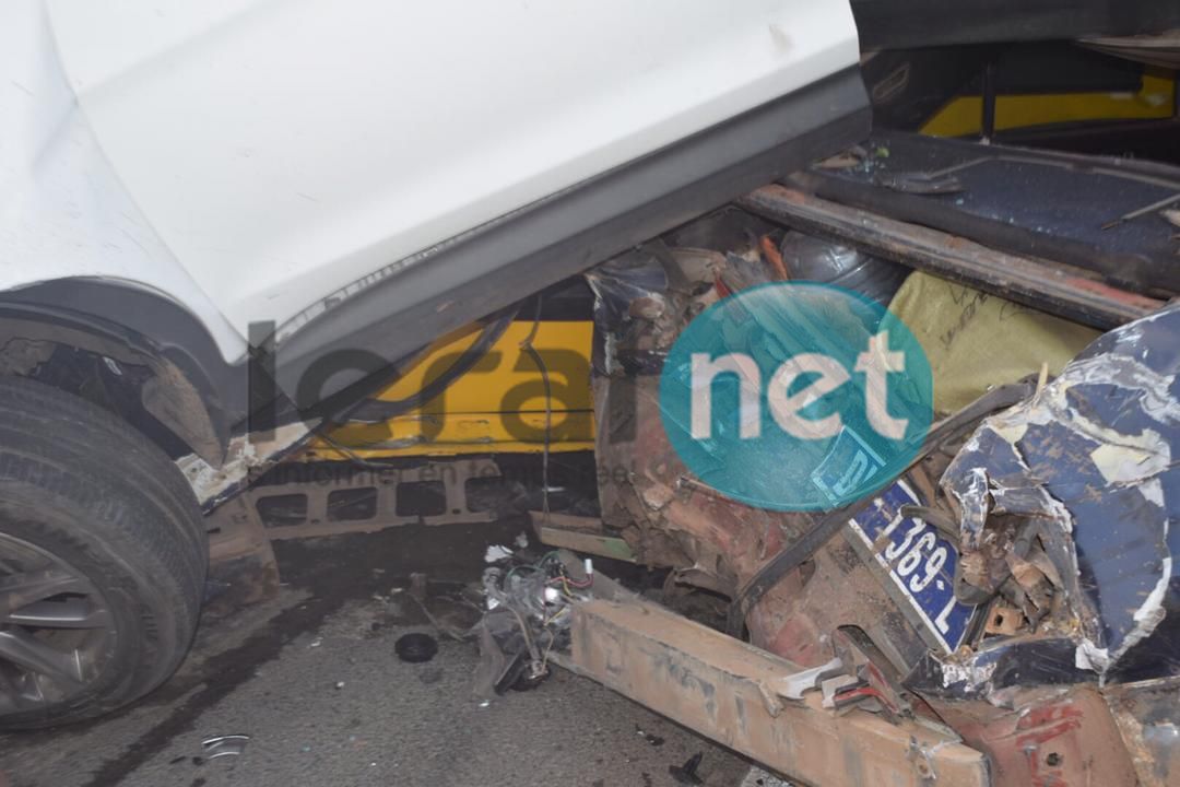 Photos - Accident sur l'autoroute à péage : Collision monstre entre plusieurs voitures à hauteur de Diamniadio