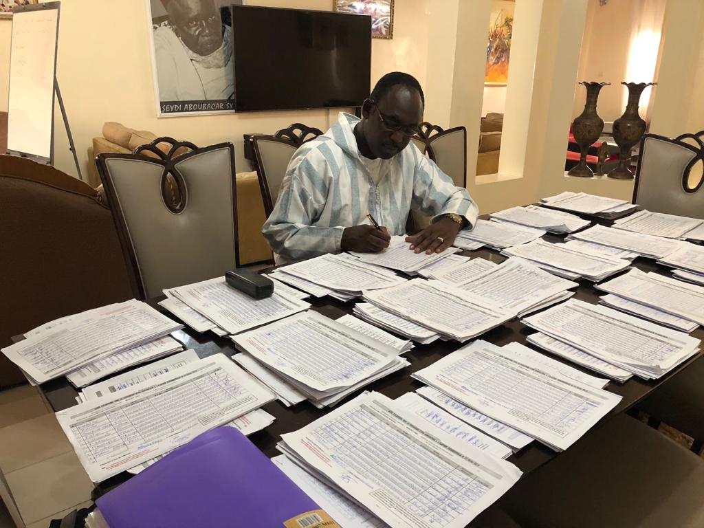 Parrainage: Adama Faye dépose 5500 signatures à Grand-Yoff pour le Président Macky Sall...