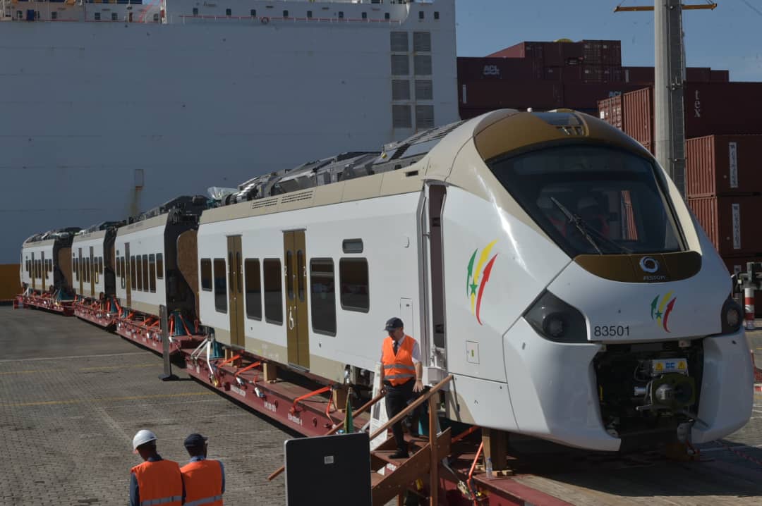 Premières rames du Ter: Arrivée et réception par le PM au môle 2 du port de Dakar ce dimanche Premières rames du Ter: Arrivée et réception par le PM au môle 2 du port de Dakar ce dimanche