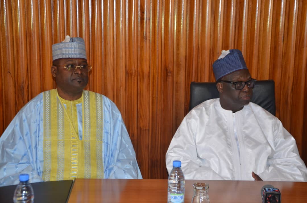 Photos : Baye Ciss glane 21 000 parrainages sur 41000 pour Kaolack