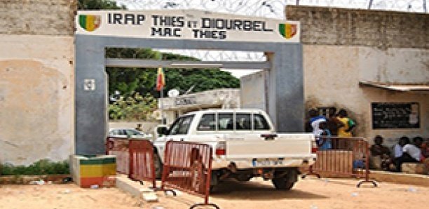 Grève des "thiantacounes" : Cheikh Faye tente de se suicider en buvant de l'eau de Javel