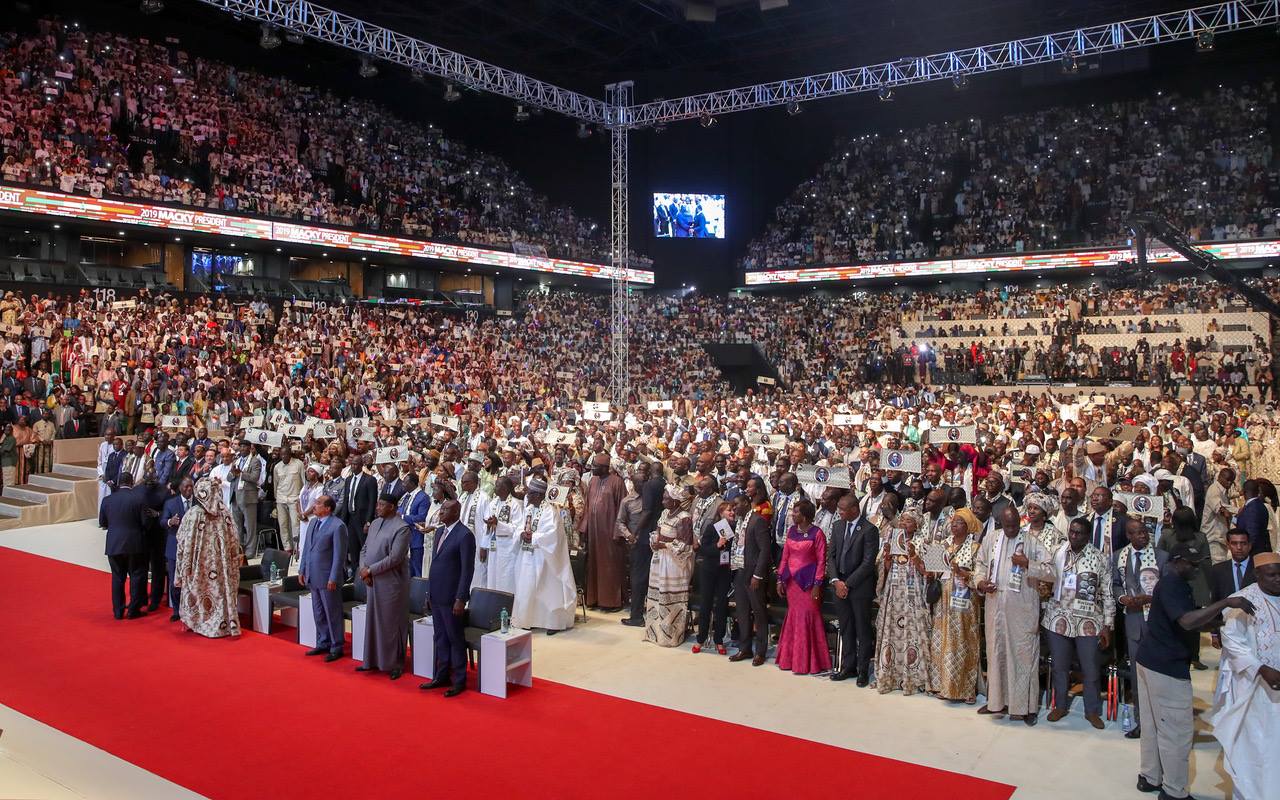 Investiture de Macky Sall : une prestation de serment avant l’heure  ( Souleymane Ly  )