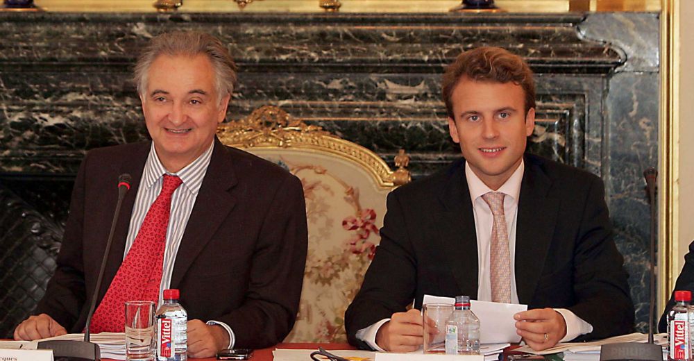 Jacques Attali lorsqu’il présidait la commission pour la Libération de la croissance française, dont Emmanuel Macron était co-rapporteur	© Sipa Press