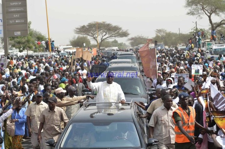 Inauguration autoroute « Ila Touba »: Macky Sall « achète » une mobilisation à 37 millions Fcfa