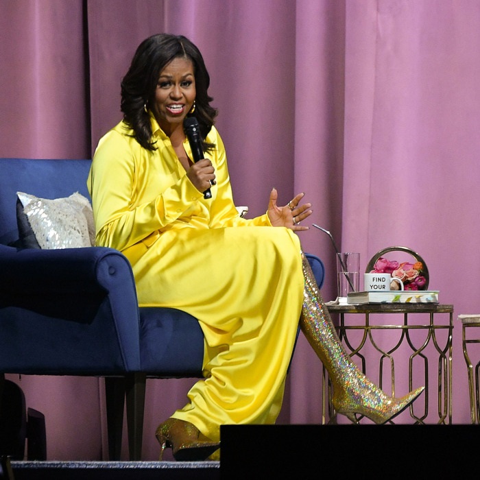 Photos : Michelle Obama affole les réseaux sociaux avec ses cuissards bariolés