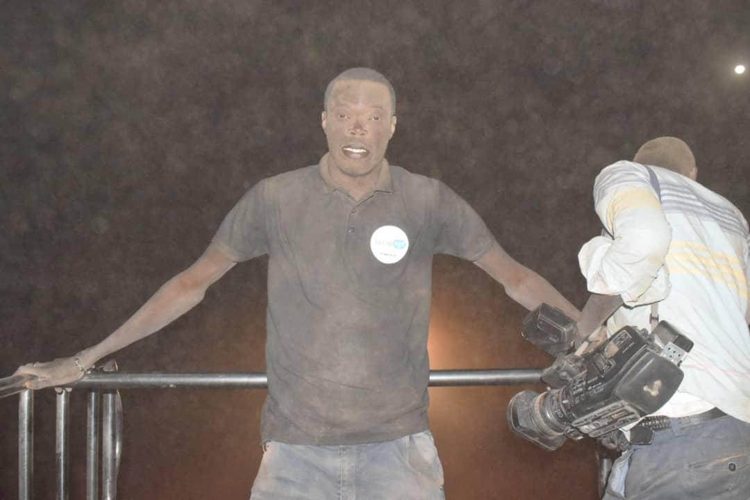 9 photos : Juste pour vous servir chers internautes de leral.net 9 photos : Juste pour vous servir chers internautes de leral.net