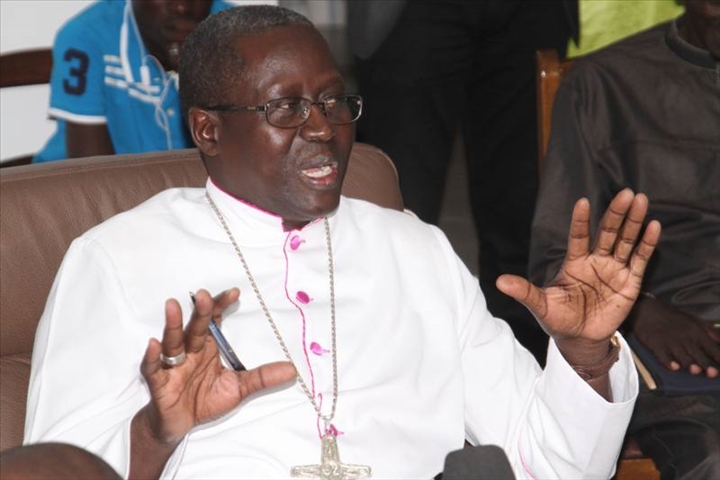 Monseigneur Benjamin Ndiaye aux fidèles chrétiens « Arrêtez d’aller à la recherche de quelques diseurs d’avenir… »