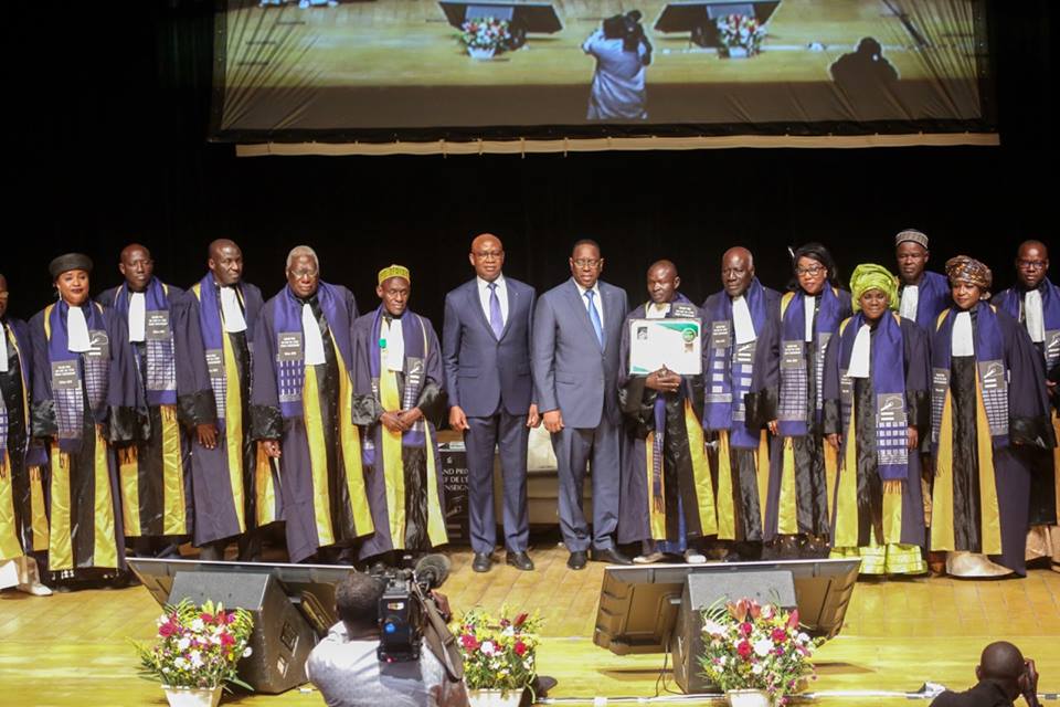 Photos: Macky Sall a remis le Grand Prix du Chef de l’Etat pour l’Enseignant 2018