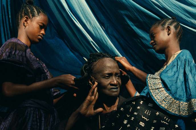 Film sénégalais (1992) de Djibril Diop Mambéty. Avec Ami Diakhate, Mansour Diouf, Calgou Fall, Djibril Diop Mambéty (1 h 50). S