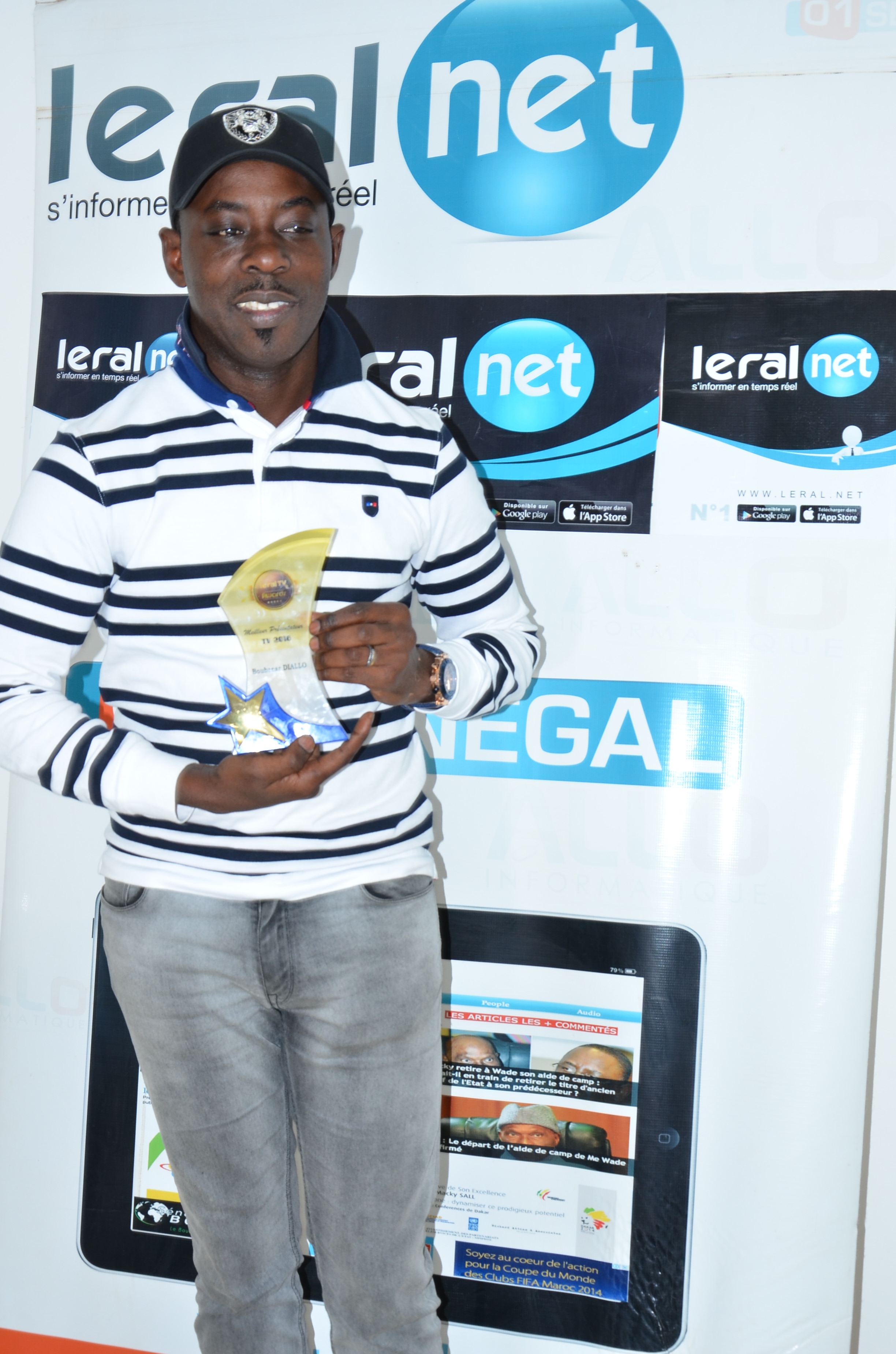 Les images de la remise du trophée de "Meilleur Présentateur de l'année 2018" à Boubacar Diallo