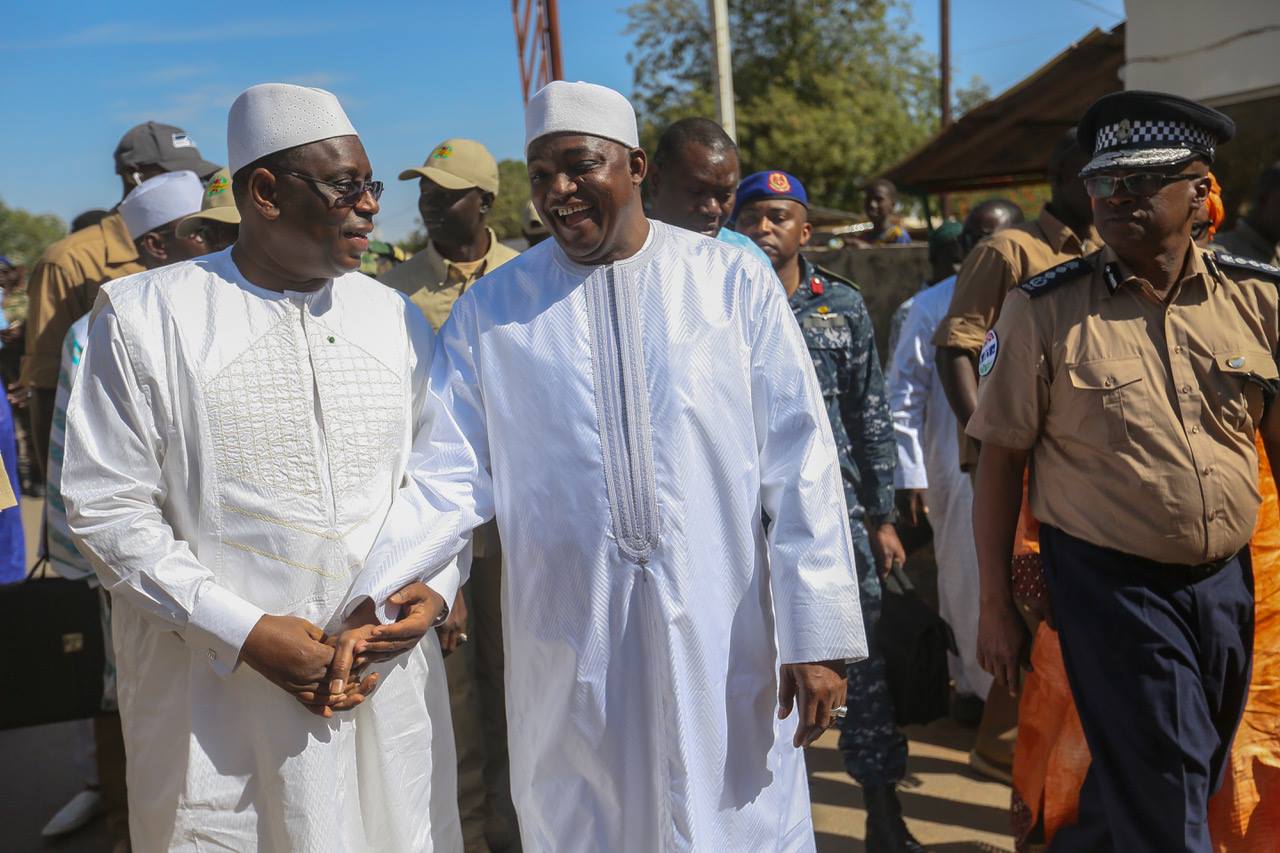 Photos : L'inauguration du pont sénégambien de Farafegny par leurs Excellences Macky Sall et Adama Barrow 