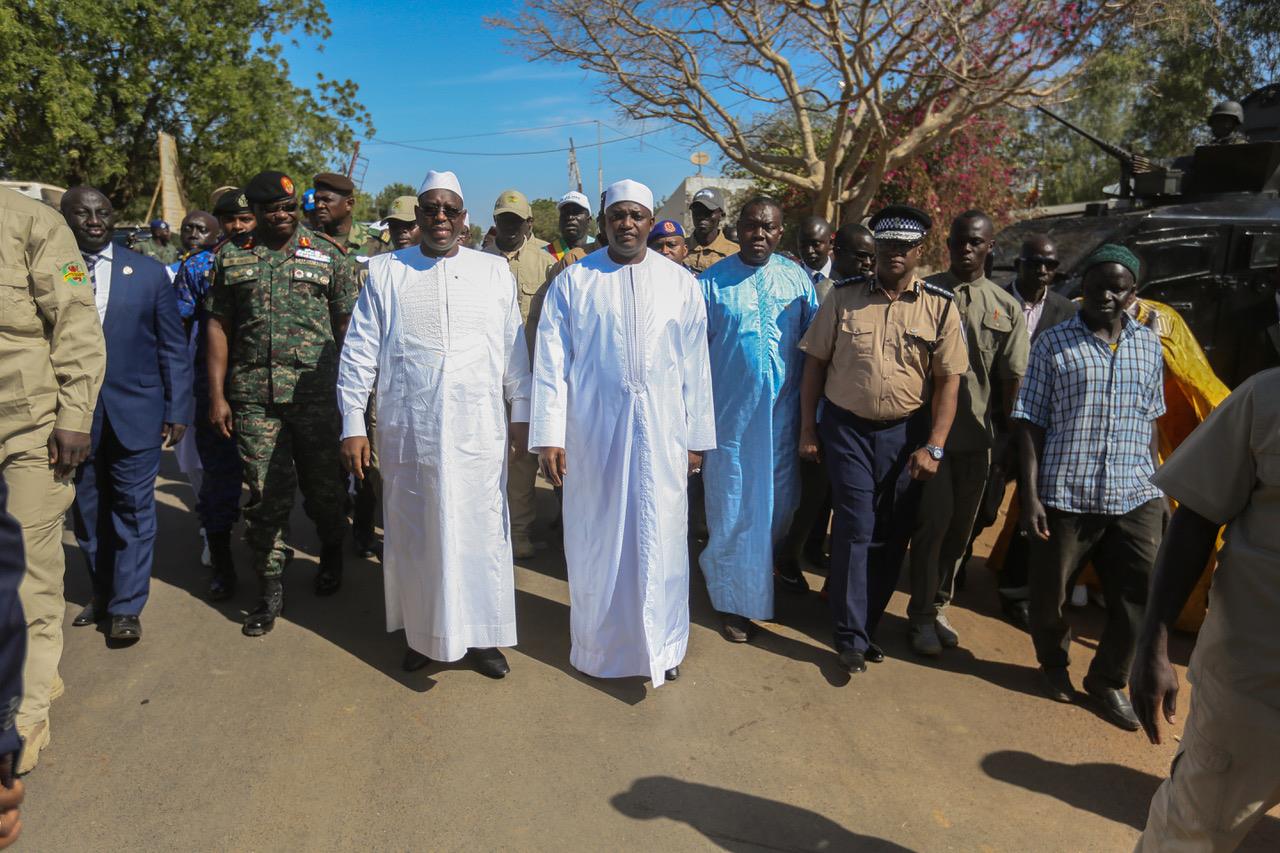 Photos : L'inauguration du pont sénégambien de Farafegny par leurs Excellences Macky Sall et Adama Barrow 