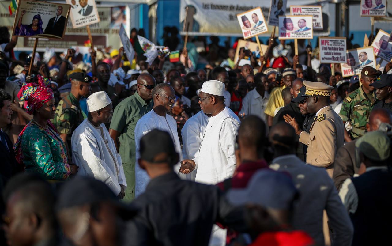 16 Photos : Les images de la réception à Kaolack de deux remorqueurs, dont le Niombato, le Betenty et la drague "le Saloum"