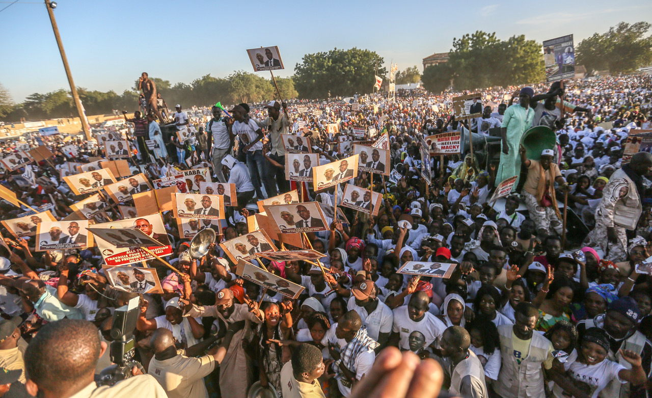 10 photos : Affluence monstre à Touba et Mbacké pour le meeting de Macky Sall