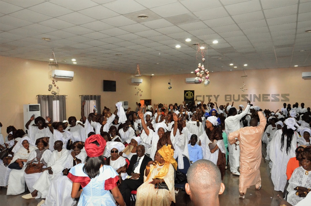 30 Photos : Sokhna Bousso, la « Première dame » de Aliou Sall lance le Mouvement And Ak Aliou Sall pour la Réélection du Président Macky SALL 30 Photos : Sokhna Bousso, la « Première dame » de Aliou Sall lance le Mouvement And Ak Aliou Sall pour la Réélection du Président Macky SALL