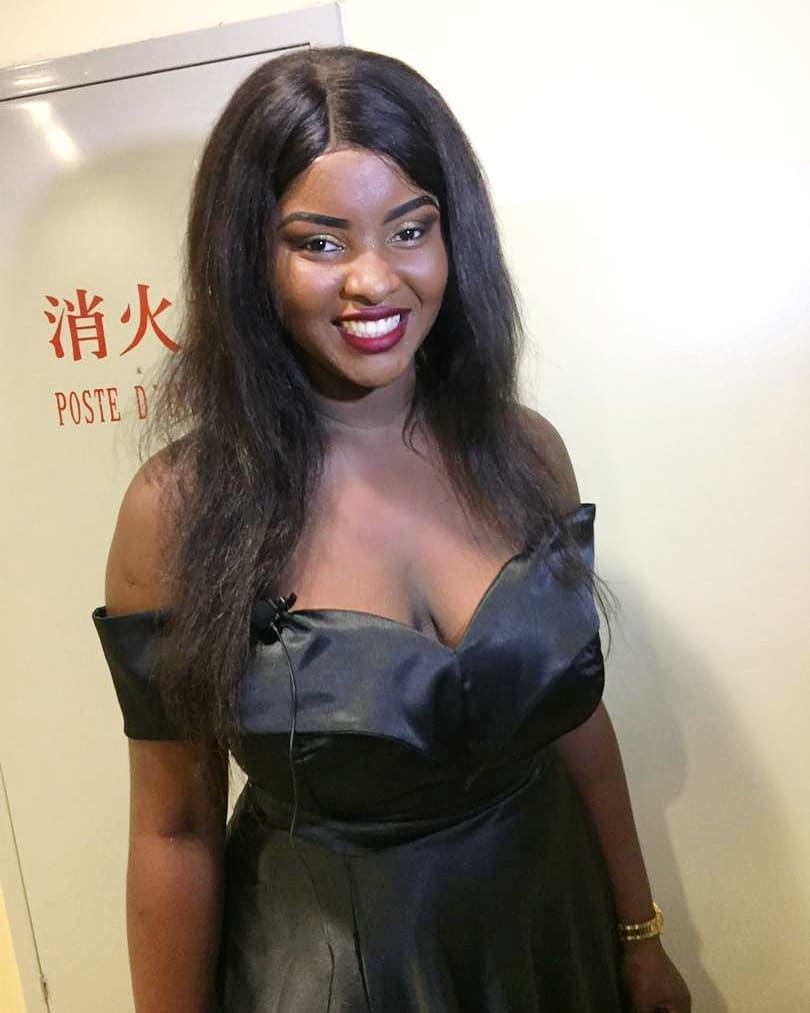 8 Photos : Abiba, les photos sexy de Abiba qui emballent la toile