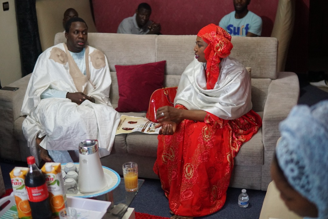 17 photos : Visite de courtoisie de Sokhna Bousso, la femme d'Aliou Sall à l'association des jeunes marabouts Mbacké Mbacké 