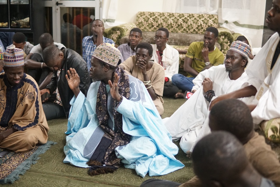 17 photos : Visite de courtoisie de Sokhna Bousso, la femme d'Aliou Sall à l'association des jeunes marabouts Mbacké Mbacké 