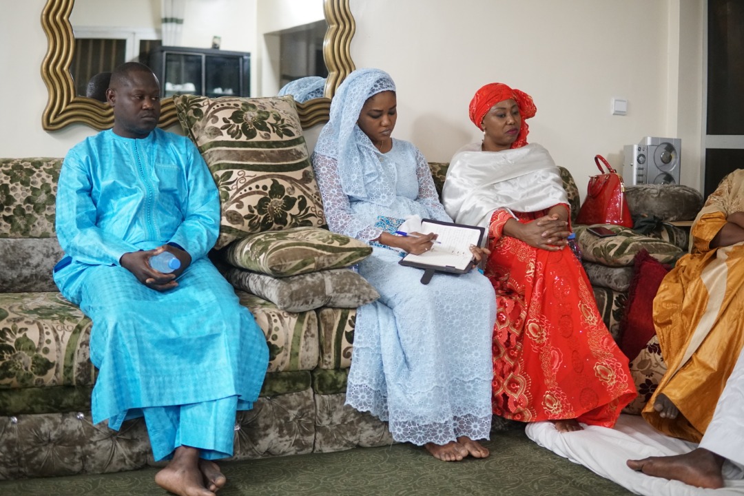 17 photos : Visite de courtoisie de Sokhna Bousso, la femme d'Aliou Sall à l'association des jeunes marabouts Mbacké Mbacké 