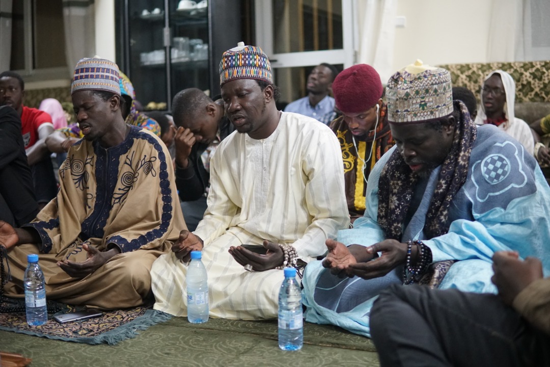 17 photos : Visite de courtoisie de Sokhna Bousso, la femme d'Aliou Sall à l'association des jeunes marabouts Mbacké Mbacké 