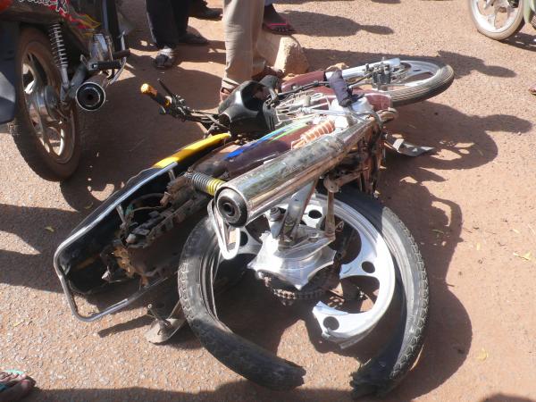 Urgent- Le cortège d’Idrissa Seck fait 1 mort et 2 blessés
