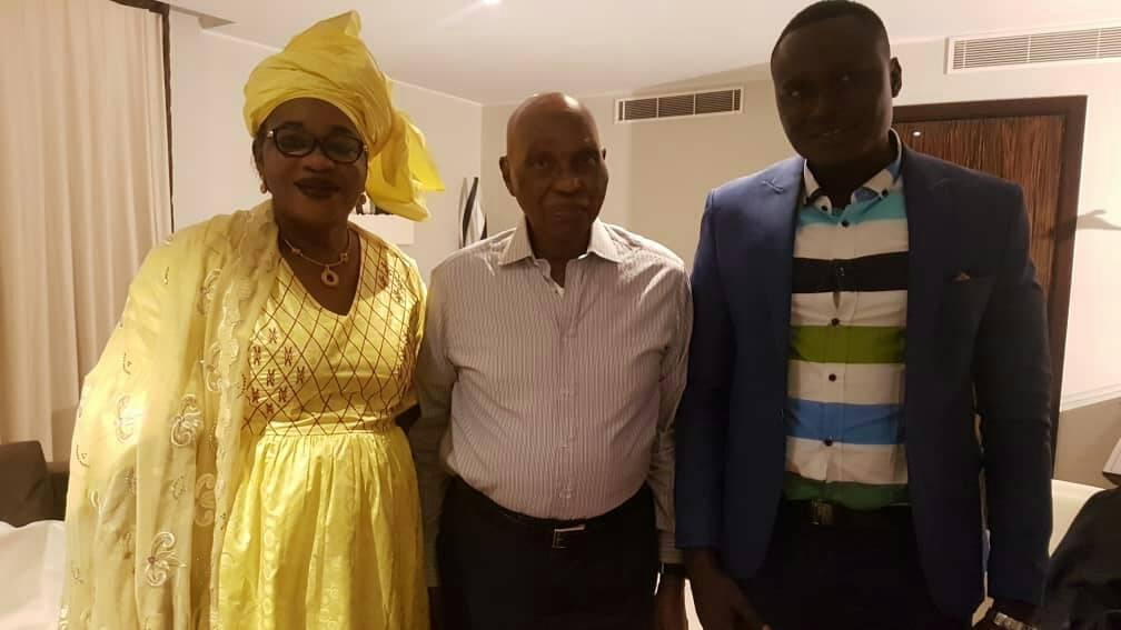 Le Président Abdoulaye Wade rencontre Aïda MBODJ
