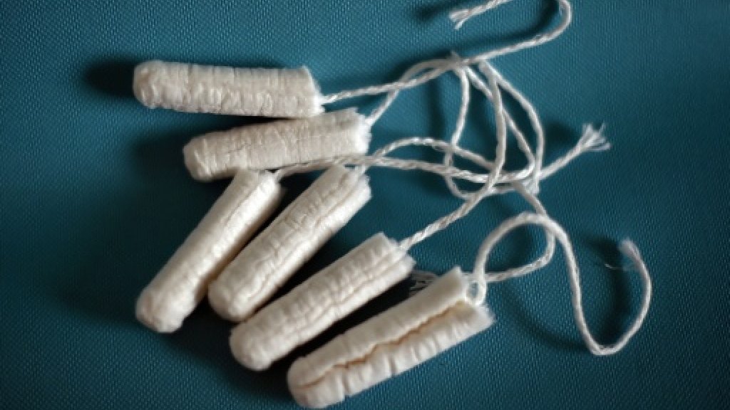 Santé: Toujours des substances indésirables dans les tampons et serviettes