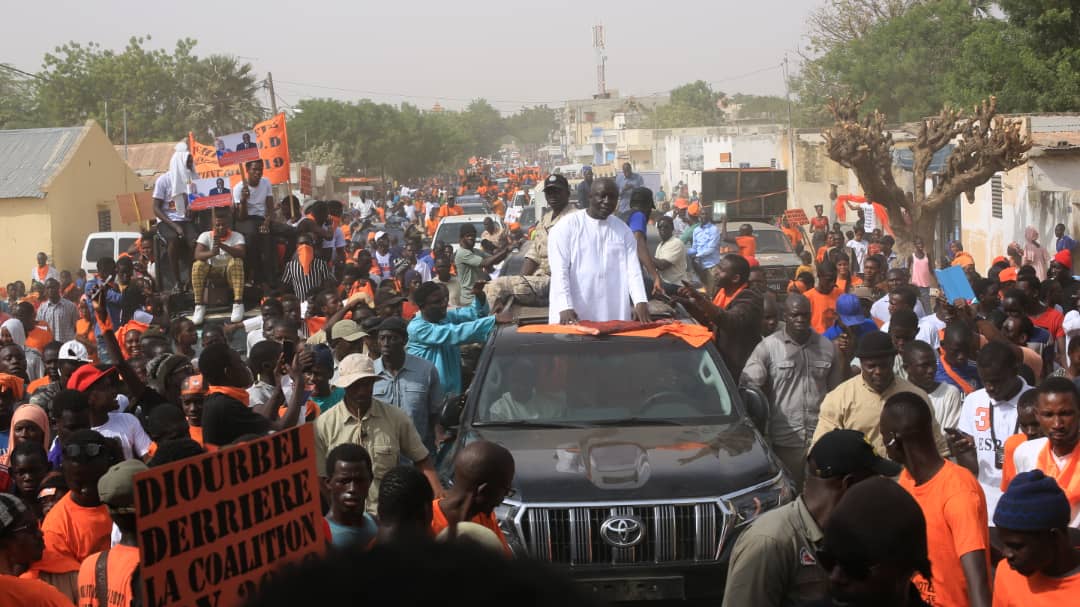 PHOTOS - Présidentielle 2019: Accueil populaire de la caravane "Orange" d'Idrissa Seck à Diourbel