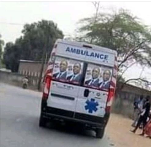 Arrêt sur image: Une ambulance utilisée pour la campagne électorale à Sédhiou, où sont les malades ?