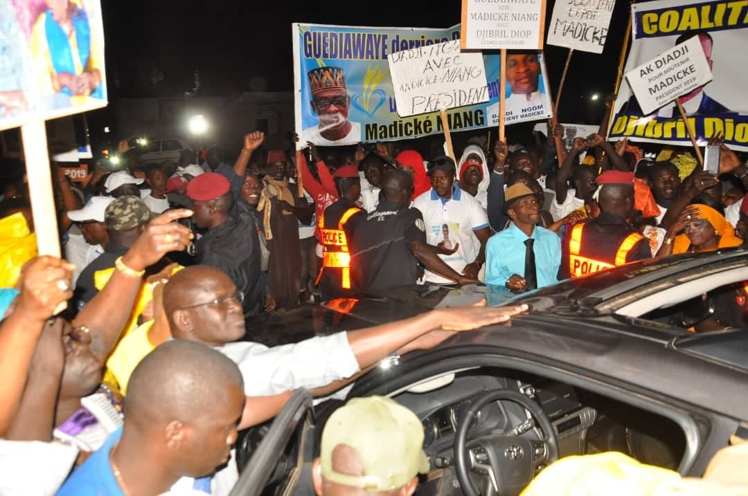 PHOTOS : Madické Niang débarque en messie à l’Ucad,  Sandaga…