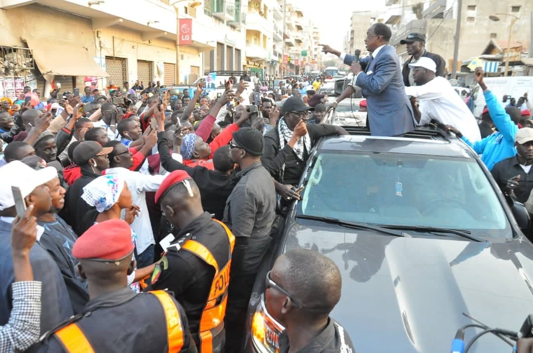 PHOTOS : Madické Niang débarque en messie à l’Ucad,  Sandaga…