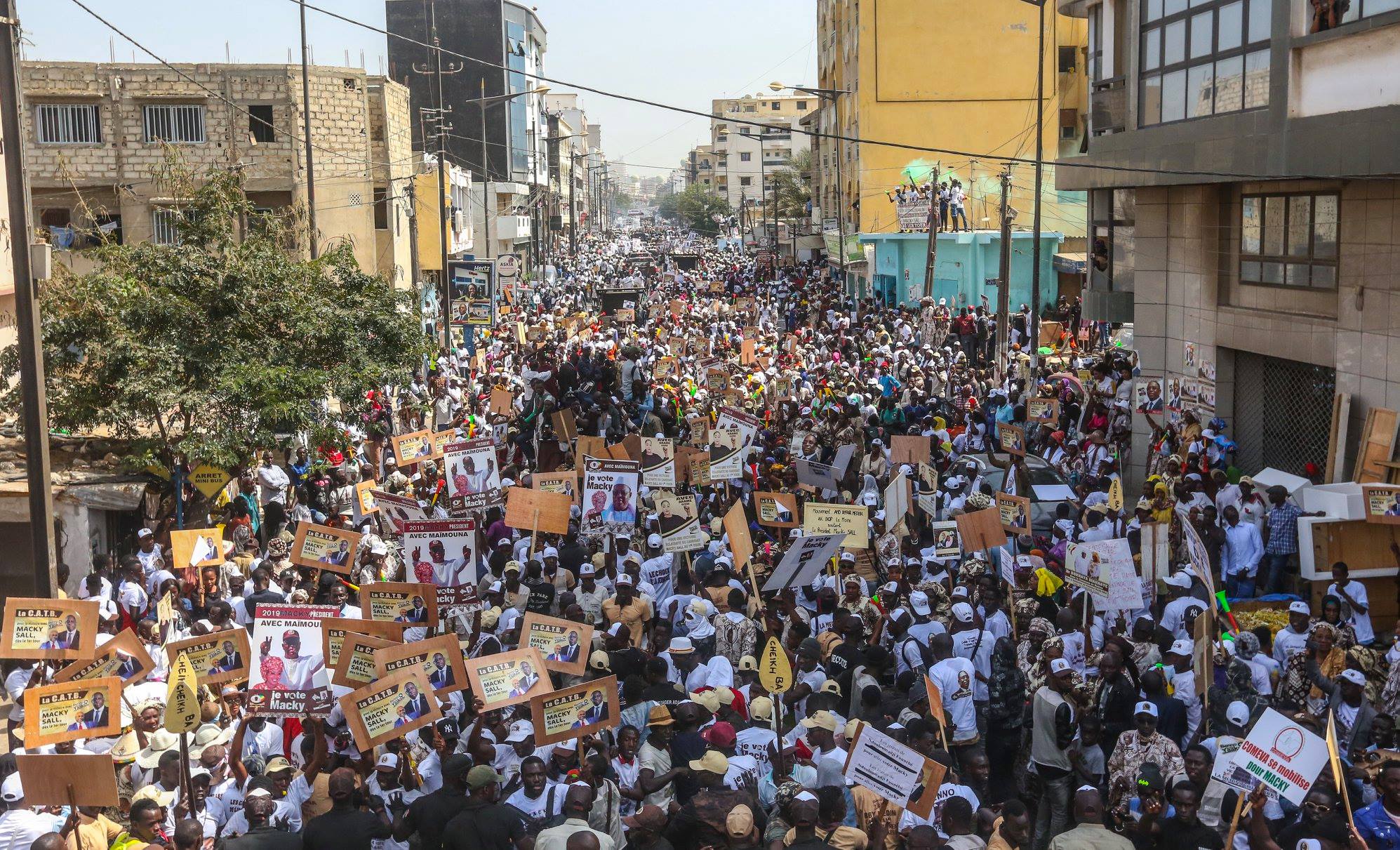 PHOTOS - L'incroyable mobilisation de Cheikh Bâ alias Messi pour la réélection de Macky Sall (Médina)