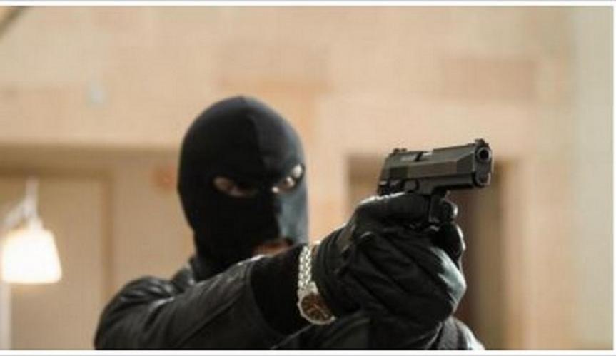Affaire du braquage à Jaxaay 2 vers 4h près de Sedima: Et s’il s’agissait du «commando» du redoutable braqueur écroué Banda Dabo ?