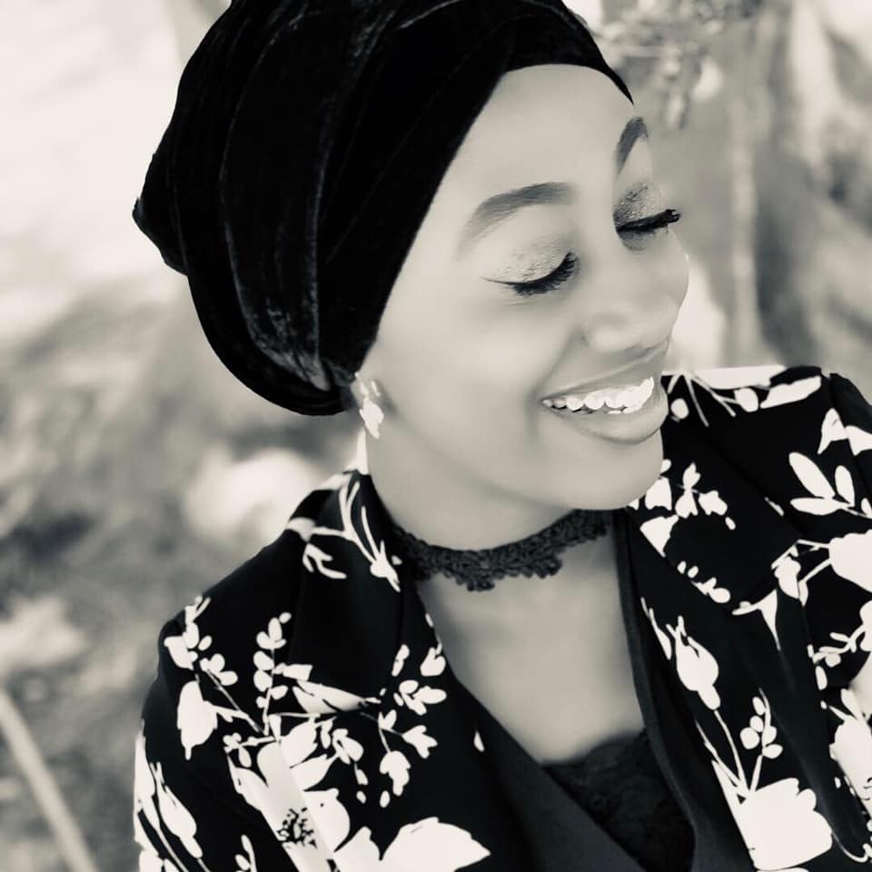 Photos : Ndéye Nogaye Babel Sow, contemplez la beauté de l'activiste 