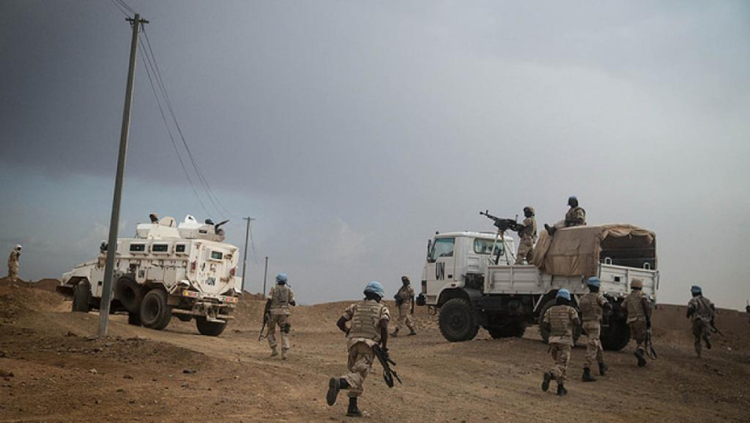 Mali : le camp de la Munisma attaqué, un casque bleu blessé