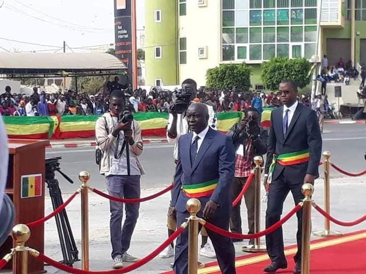 4 avril à Thiès: Idrissa Seck débarque au défilé avec l'écharpe (Images)