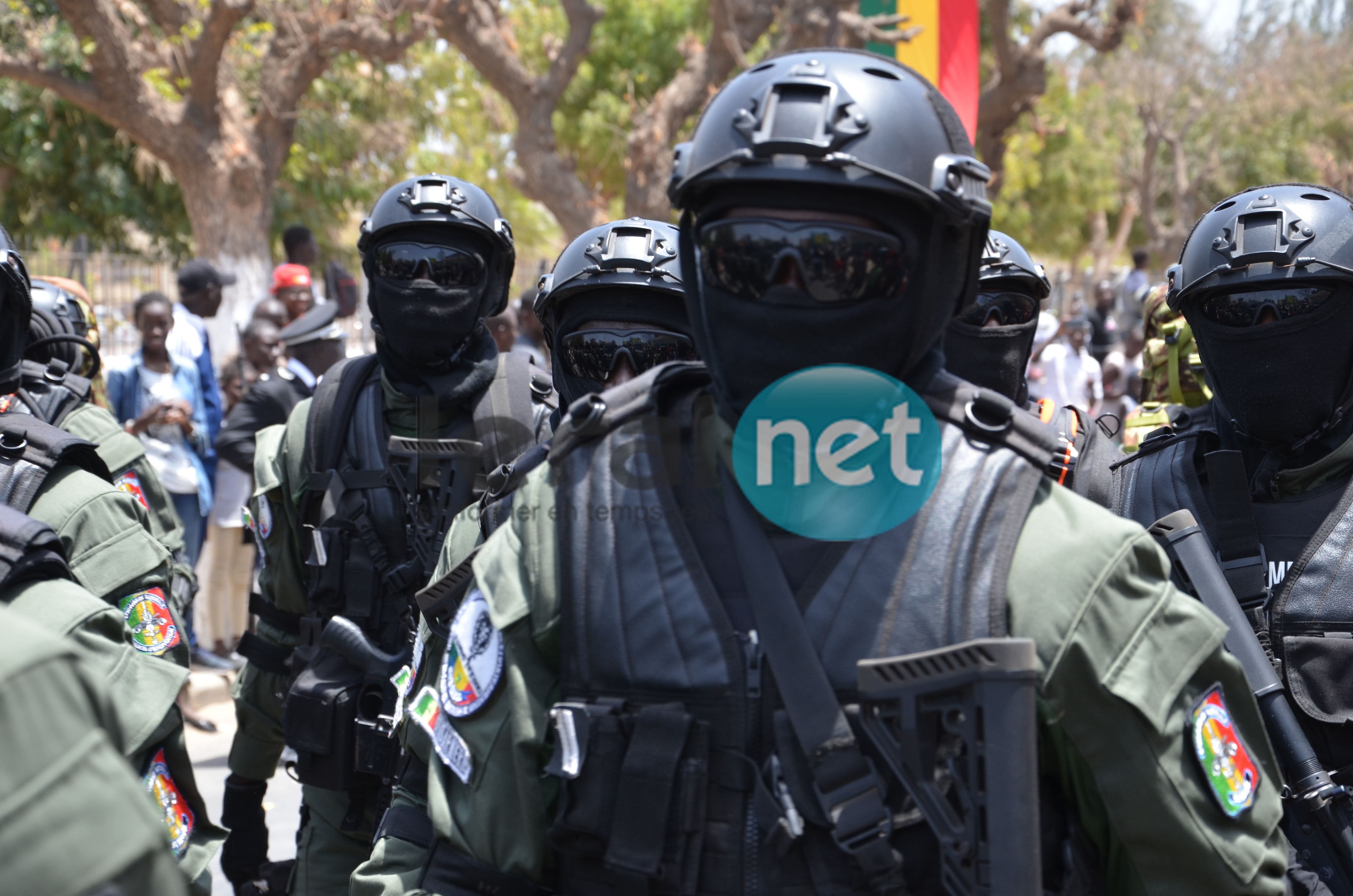 Des images du défilé militaire et paramilitaire du 4 avril 2019