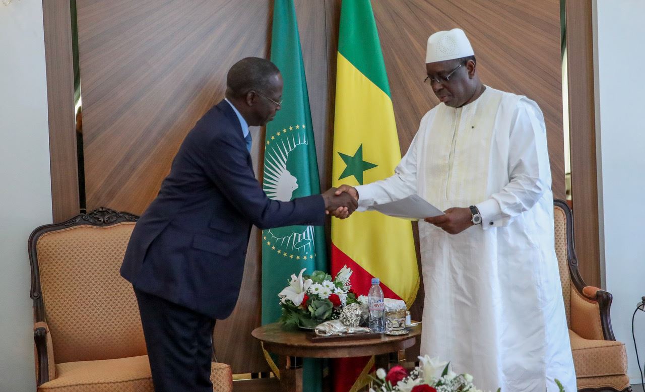 Démission du PM et de son gouvernement : Macky Sall félicite Boune Dionne et annonce la poursuite des consultations demain