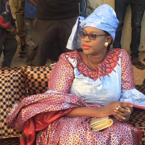 Photos : Néné Fatoumata Sall, une diongoma au ministère de la Jeunesse