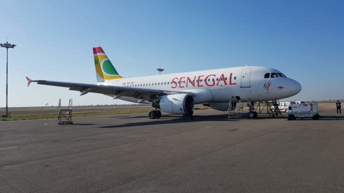Vol HC 403  Dakar - Paris CDG: Une passagère brûle Air Sénégal et menace