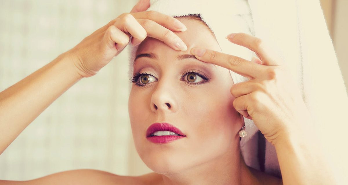 Les 8 aliments à éviter pour ne pas avoir de boutons
