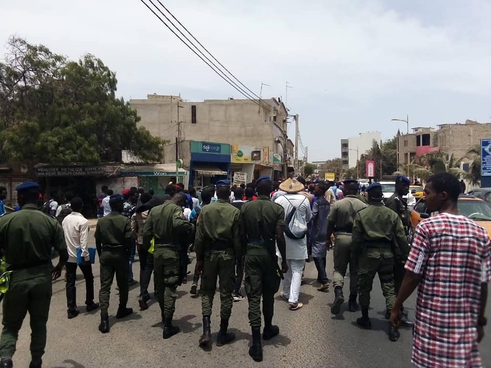 Manifestation devant la 7TV: tout est rentré dans l'ordre... grâce à la Gendarmerie (images)