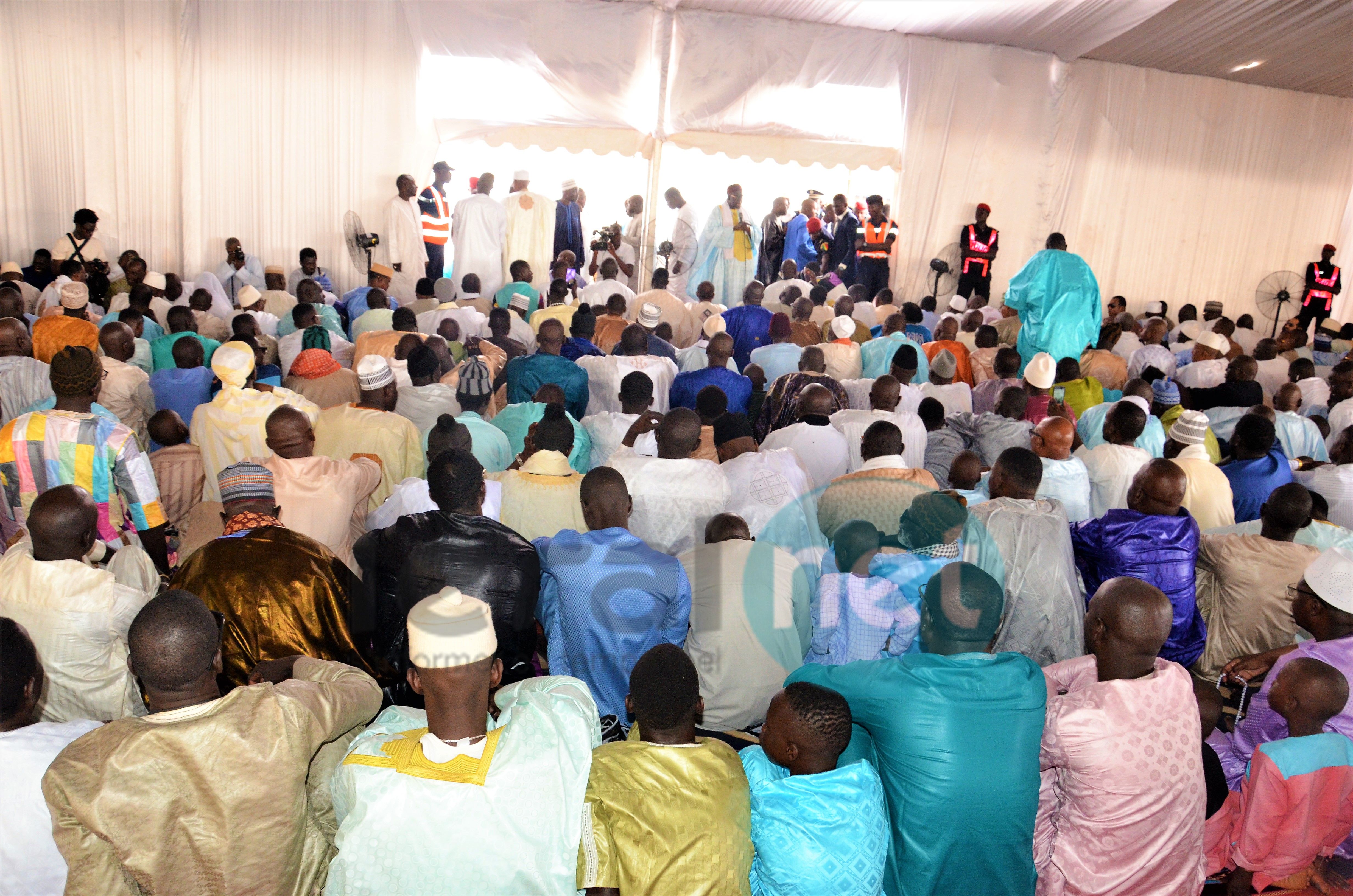 Les images de la prière de Korité à la Mosquée Massalikoul Jinane