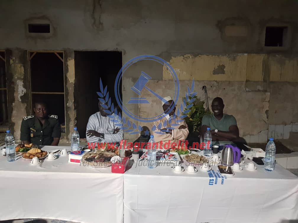 Ramadan: Découvrez les photos de Khalifa Sall à l'heure du "Ndogou"