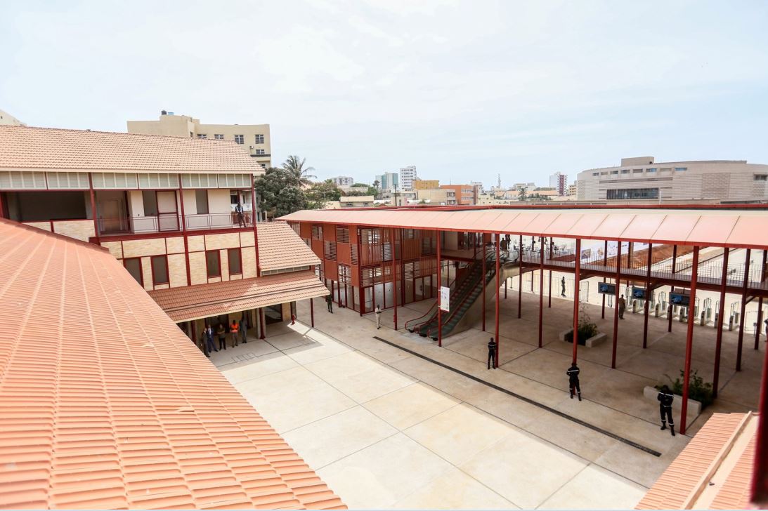 PHOTOS - TER: Visite de chantiers du Président Macky SALL PHOTOS - TER: Visite de chantiers du Président Macky SALL
