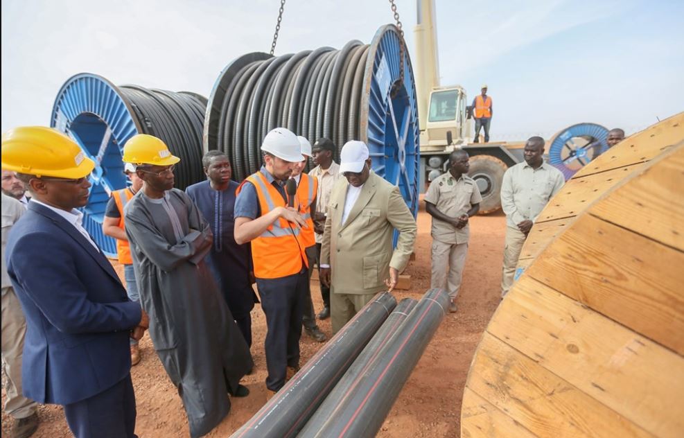 PHOTOS - TER: Visite de chantiers du Président Macky SALL PHOTOS - TER: Visite de chantiers du Président Macky SALL